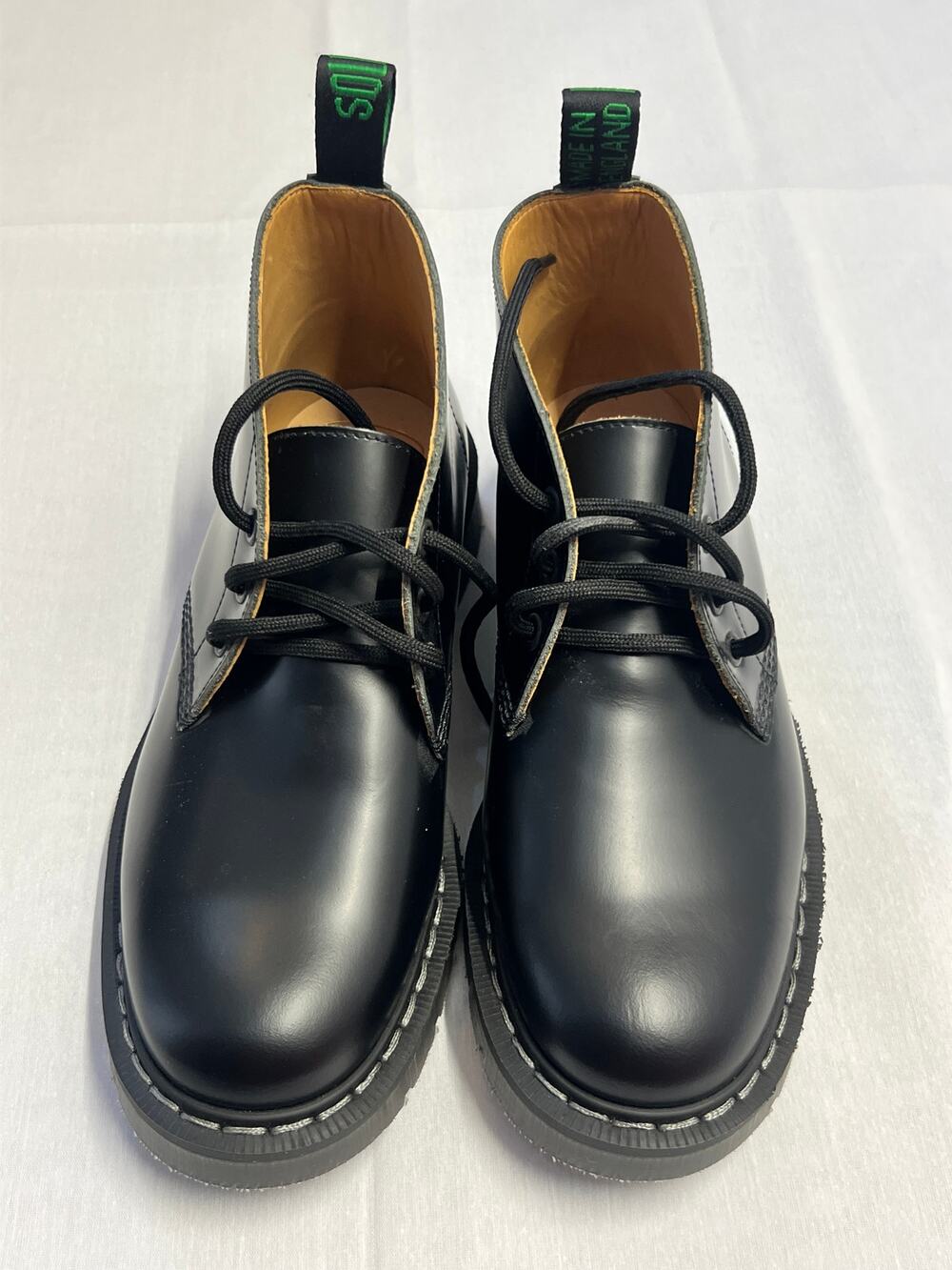 Solovair Black Leather Greasy 3 Eye Chukka Boot 5 1/2 New